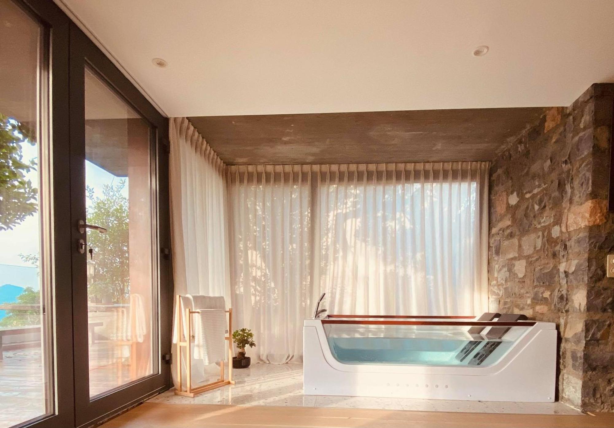 Family Suite With Garden And Amaizing View To Lugano Кадемарио Екстериор снимка